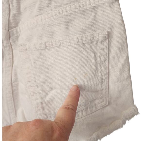 Zara White Distressed Frayed Raw Hem Shortie Cutoff Shorts Size 2 - Picture 4 of 5